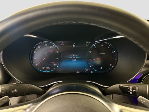 Used 2023 Mercedes-Benz GLC 300 4MATIC Coupe image 10