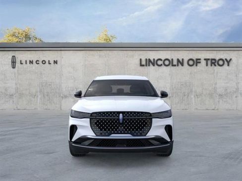 New 2026 Lincoln Nautilus Premier AWD/4WD image 6