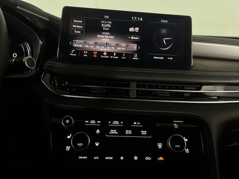 Used 2023 INFINITI QX60 Luxe w/ Cargo Package image 18