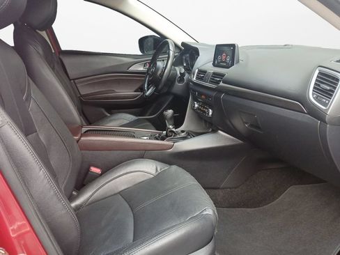 Used 2018 MAZDA MAZDA3 Grand Touring w/ Premium Equipment Package FWD image 24
