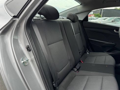 Used 2022 Hyundai Accent SE FWD image 19