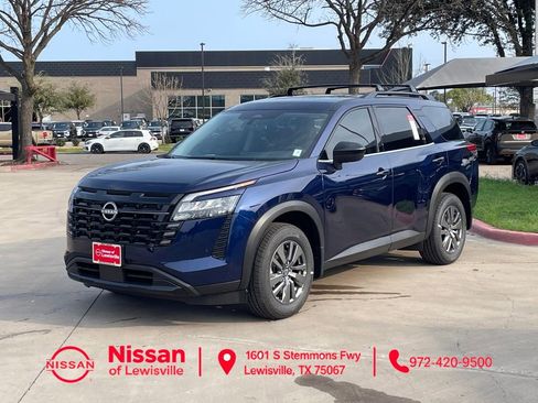 New 2026 Nissan Pathfinder SV AWD/4WD image 1
