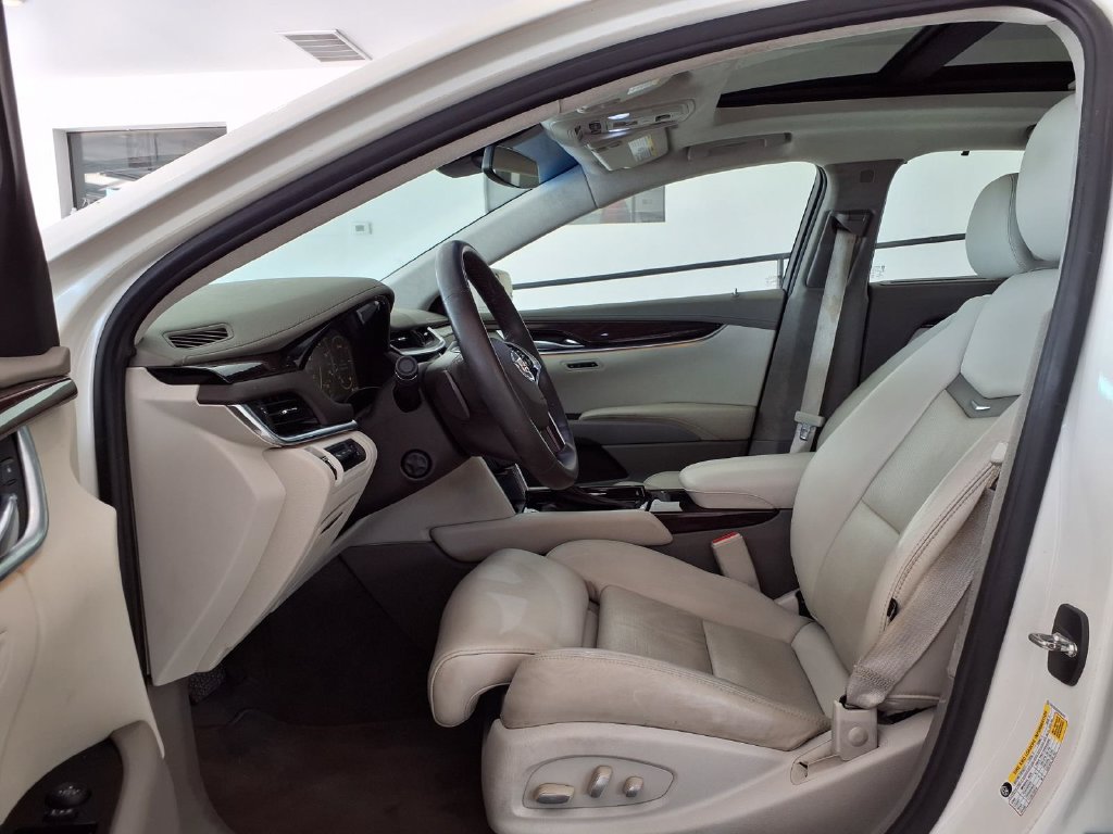 Used 2014 Cadillac XTS Platinum FWD image 12