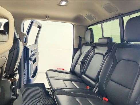 Used 2021 RAM 1500 Laramie image 30