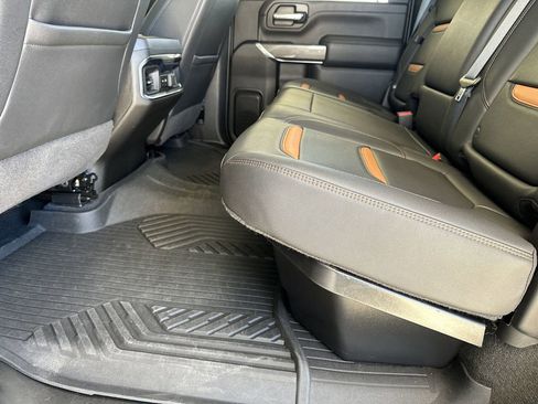 Used 2022 GMC Sierra 2500 AT4 w/ AT4 Preferred Package image 32