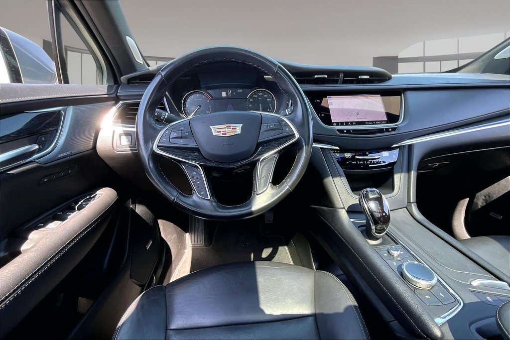 Used 2023 Cadillac XT5 Premium Luxury AWD/4WD image 5