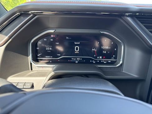 Used 2025 GMC Sierra 1500 AT4 w/ AT4 Premium Package AWD/4WD image 19