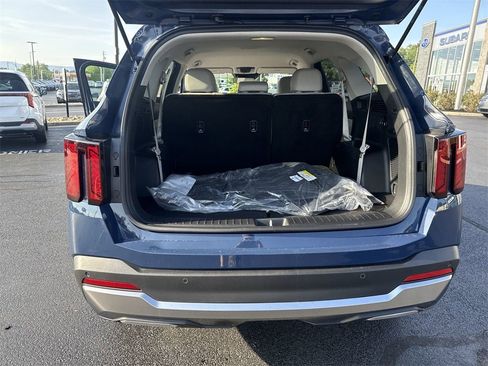 New 2025 Kia Sorento S image 46