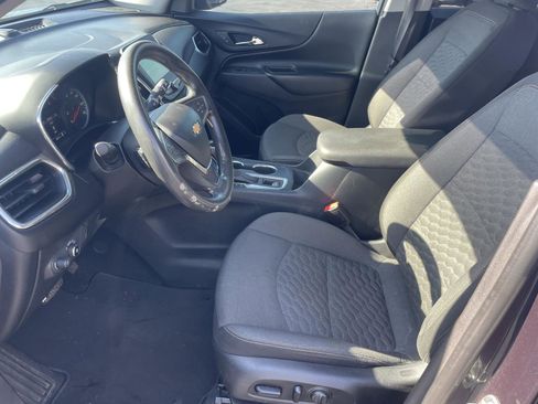 Used 2018 Chevrolet Equinox LT image 5