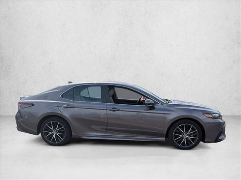 Certified 2024 Toyota Camry SE w/ Cold Weather Package AWD/4WD image 4