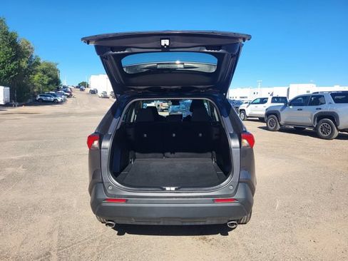 Used 2025 Toyota RAV4 XLE FWD image 27