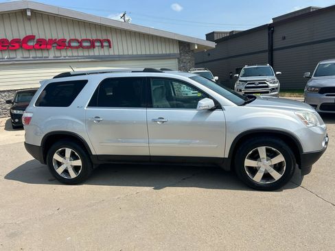 Used 2012 GMC Acadia SLT AWD/4WD image 2