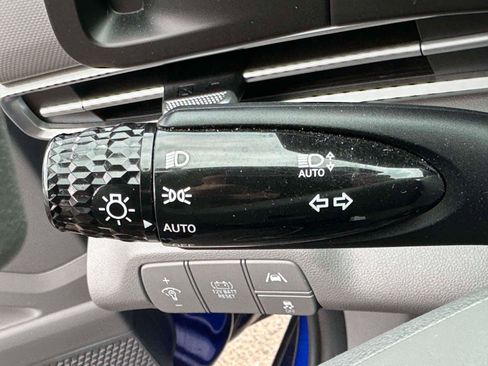 Used 2023 Hyundai Elantra Blue w/ Cargo Package image 21