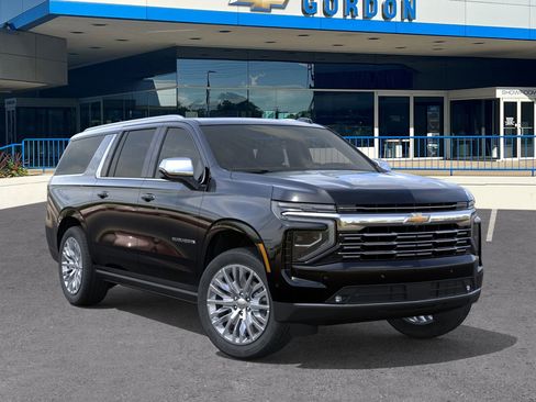 New 2025 Chevrolet Suburban Premier image 7