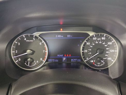 Used 2025 Nissan Altima 2.5 SV FWD image 31