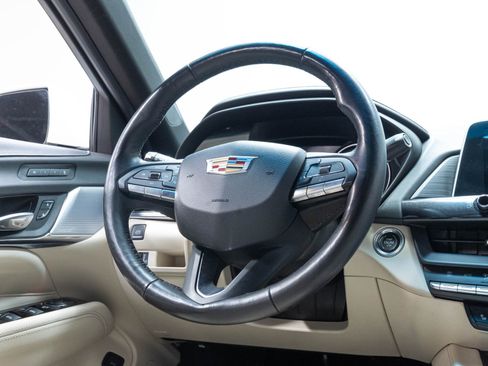 Used 2020 Cadillac CT4 Premium Luxury RWD image 22
