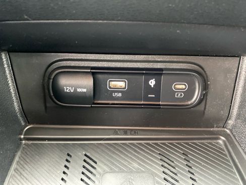 Certified 2023 Kia Sportage EX image 16