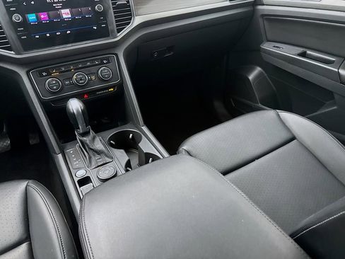 Used 2018 Volkswagen Atlas SE AWD/4WD image 27
