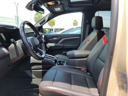 Used 2023 Chevrolet Colorado Z71 w/ Z71 Convenience Package 2 image 20