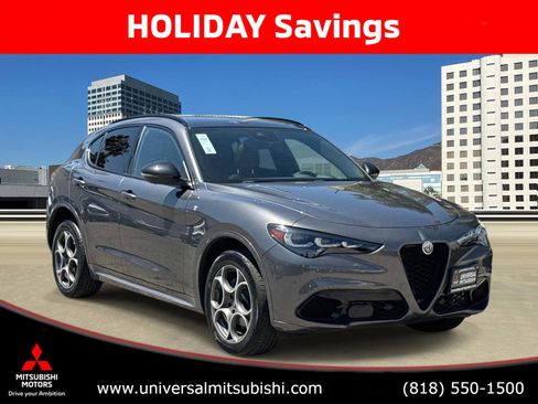 Used 2024 Alfa Romeo Stelvio Ti image 1