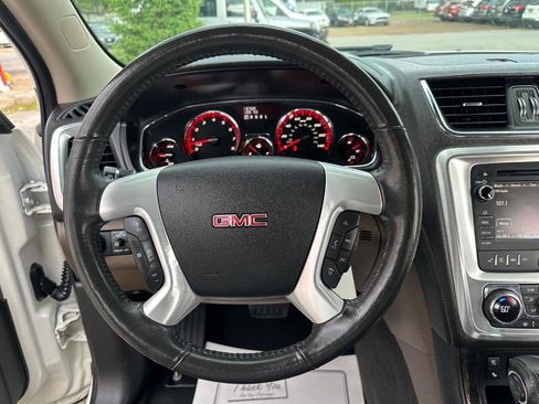 Used 2014 GMC Acadia SLT w/ Technology Package FWD image 22
