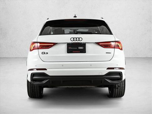 Certified 2025 Audi Q3 2.0T Premium Plus w/ Premium Plus Package image 7