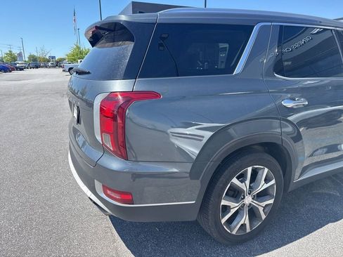 Used 2022 Hyundai Palisade SEL w/ Premium Package image 6