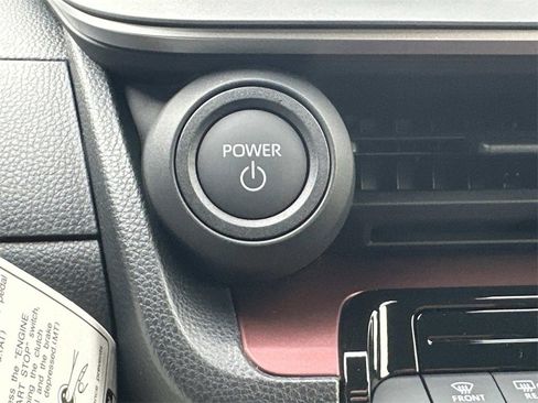 New 2026 Toyota Prius SE image 25