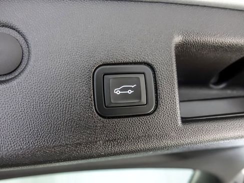 Certified 2024 Chevrolet Equinox LT image 28