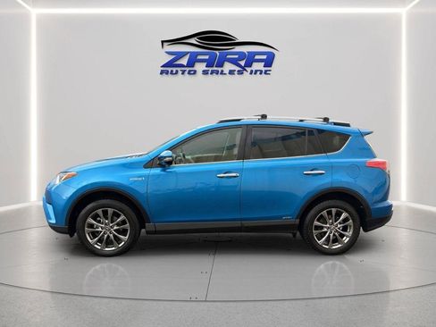 Used 2017 Toyota RAV4 Limited w/ Advanced Technology Package AWD/4WD image 4