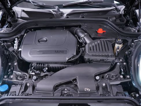 Used 2024 MINI Cooper 2-Door Hardtop FWD image 24