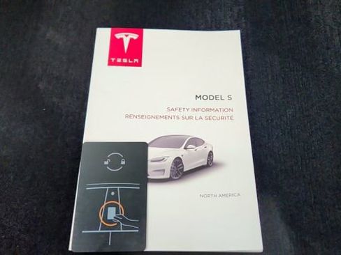 Used 2022 Tesla Model S Base image 55