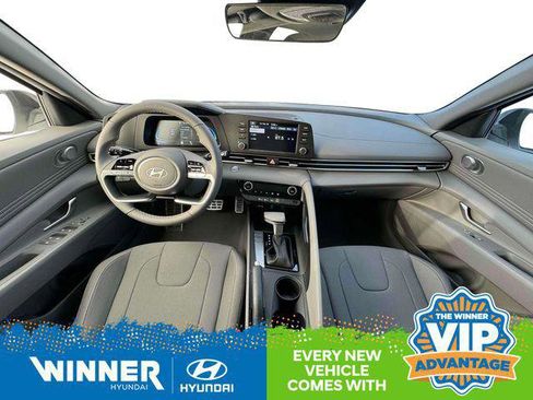 New 2025 Hyundai Elantra Sport image 13