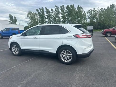 Used 2023 Ford Edge SEL w/ Convenience Package AWD/4WD image 6