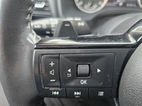 Used 2022 Nissan Rogue SL w/ SL Premium Package image 22