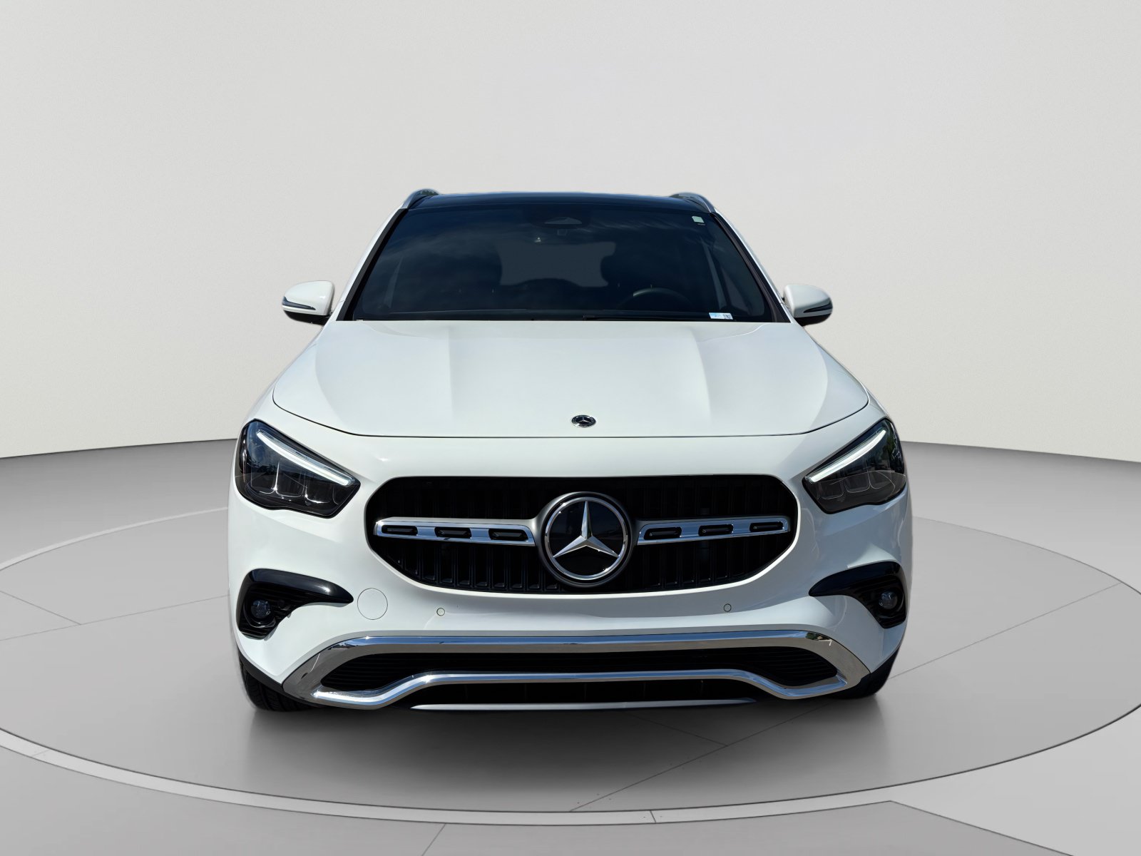 Used 2025 Mercedes-Benz GLA 250 4MATIC image 8