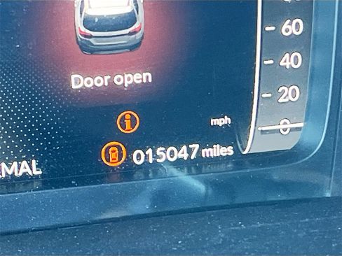 Used 2023 Honda Pilot Elite image 12