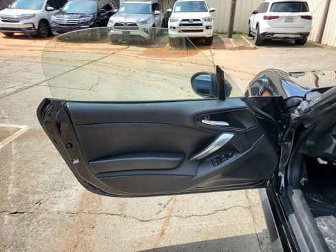 Used 2017 FIAT 124 Spider Abarth RWD image 20