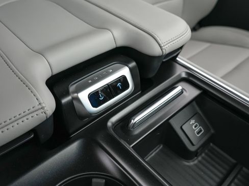 New 2026 Ford Expedition Max Active image 31