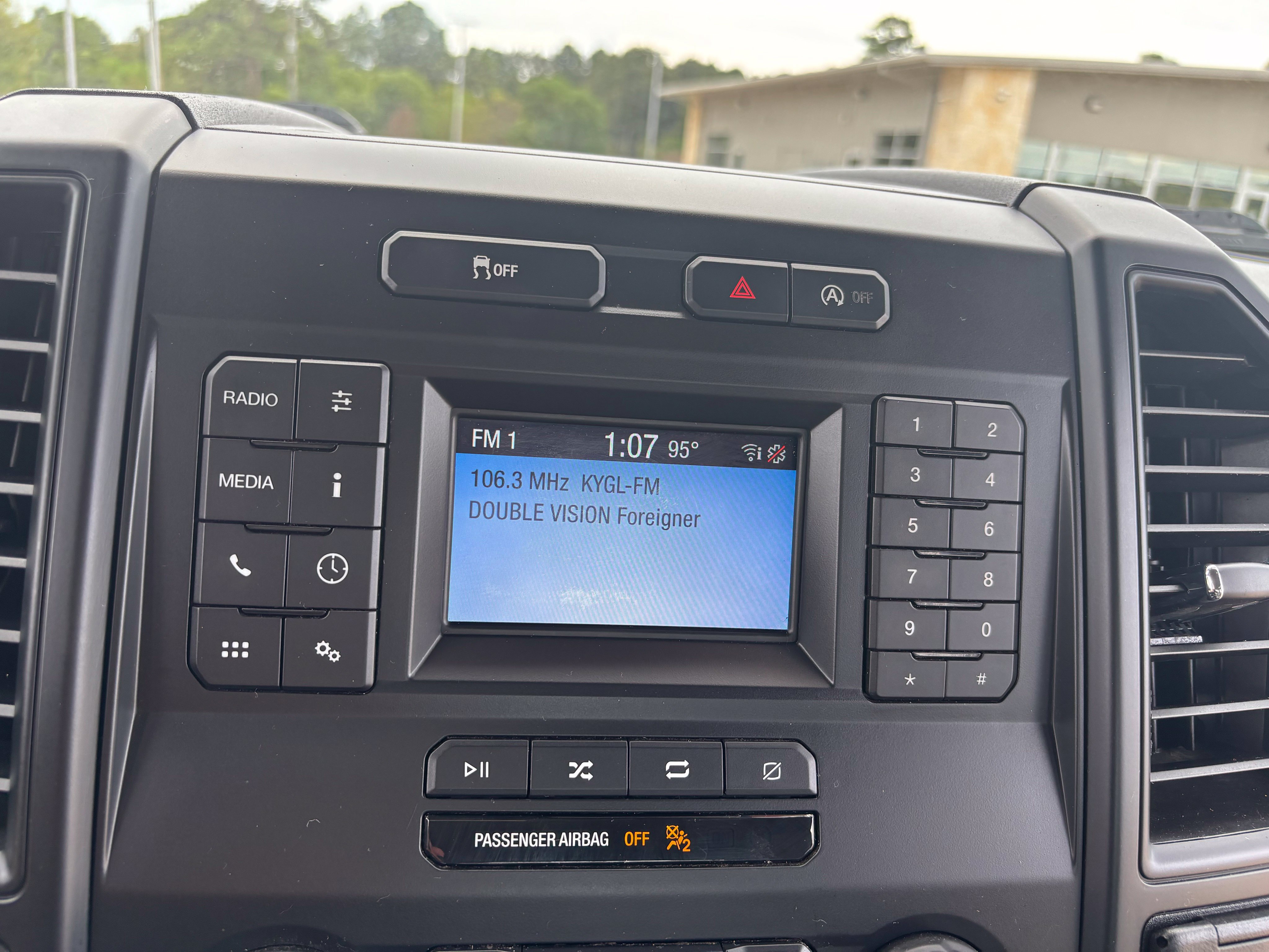Used 2018 Ford F150 XL w/ Equipment Group 101A Mid AWD/4WD image 34