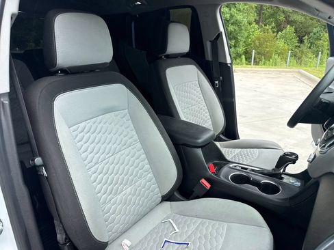 Used 2021 Chevrolet Equinox LS w/ LS Convenience Package FWD image 34