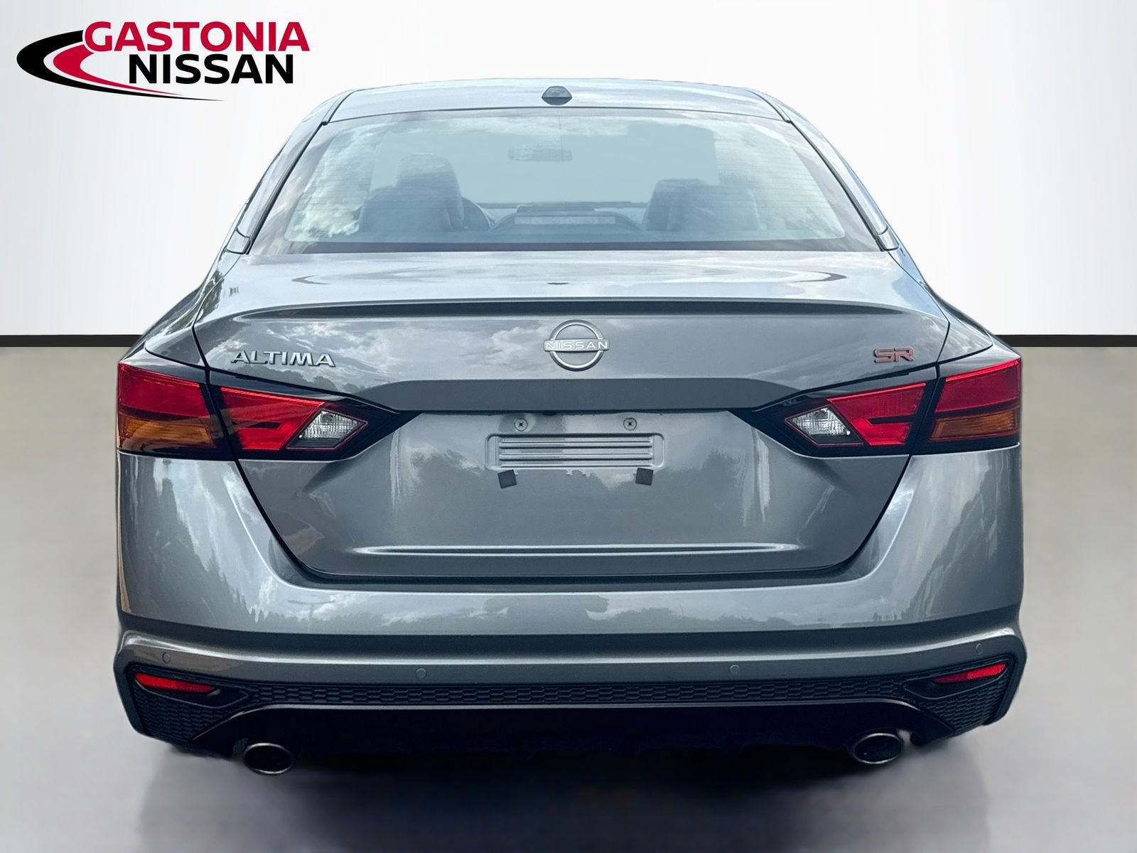 Used 2025 Nissan Altima 2.5 SR FWD image 7