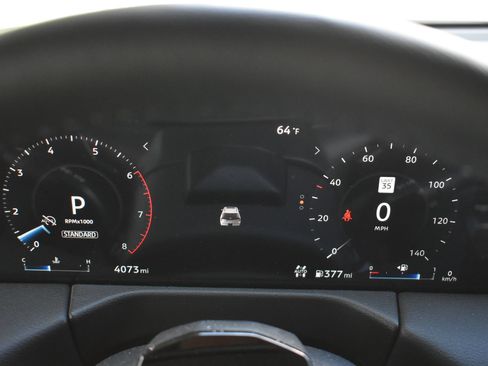 Used 2025 Nissan Armada SL w/ Captain's Chari Seat Package AWD/4WD image 32