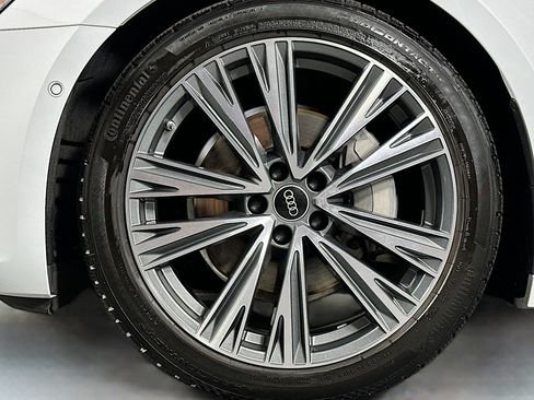 Used 2023 Audi A6 Premium Plus w/ Premium Plus Package image 11