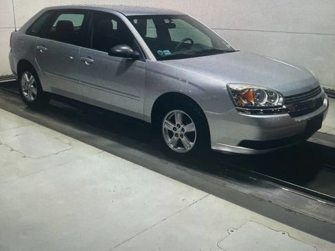 Used 2004 Chevrolet Malibu LS FWD image 2