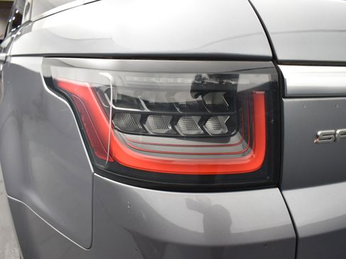 Used 2020 Land Rover Range Rover Sport HSE image 8