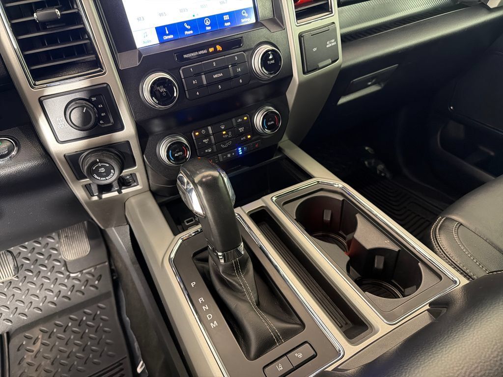 Used 2020 Ford F150 Lariat w/ Equipment Group 502A Luxury AWD/4WD image 17