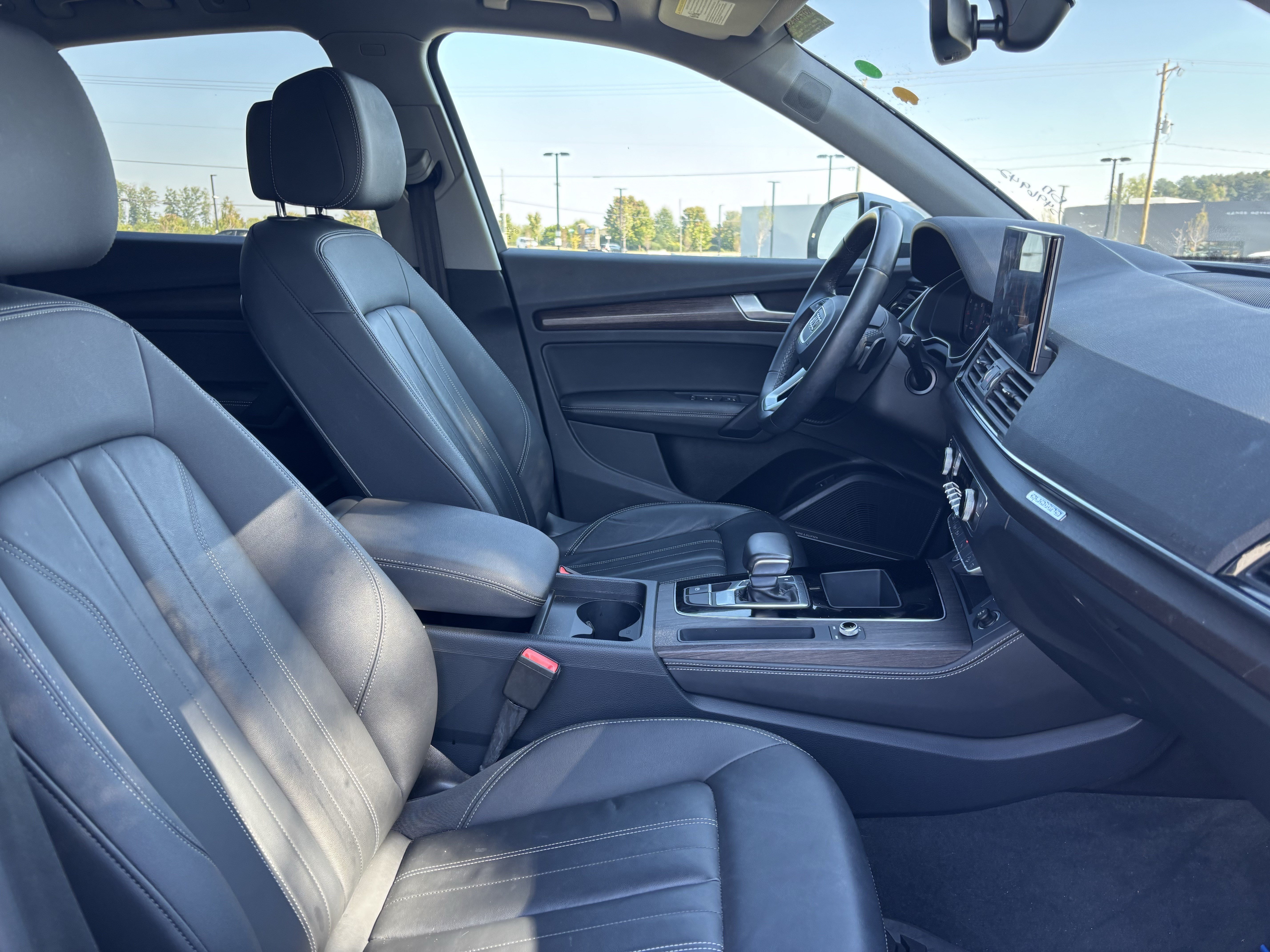 Used 2023 Audi Q5 2.0T Premium Plus w/ Premium Plus Package AWD/4WD image 35