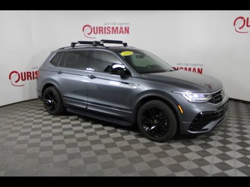 Used 2023 Volkswagen Tiguan SE R-Line AWD/4WD image 10