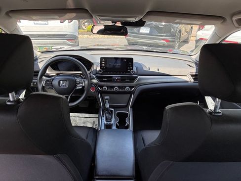 Used 2018 Honda Accord LX image 14